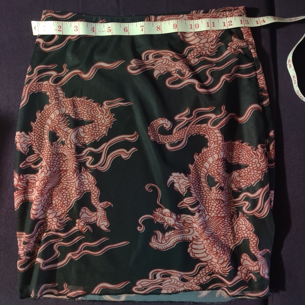 🐉 Shein Black and Red Dragon print mini skirt 🐉 (S) (2/$15) - Picture 5 of 8